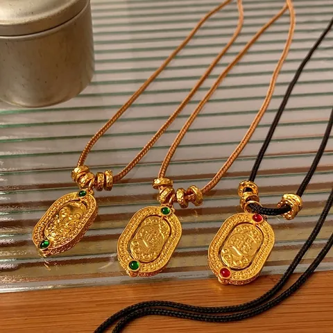 Collar Con Colgante De Nuevo Estilo Chino Cobre Chapado En Oro Ovalado En Relieve Dragón Joyería De Cadena De Cuerda Vintage Para Mujeres