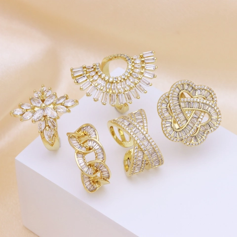 18K Vergoldet Kupfer Offen Einstellbar Ring Für Damen Übertrieben Kreuz Zirkonia Eingelegt Geometrisch Mode Finger Schmuck