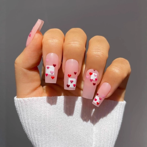Press On Nails Long Coffin Shape Heart Pattern Pink Translucent Sweet Valentine Style Fake Nails For Women