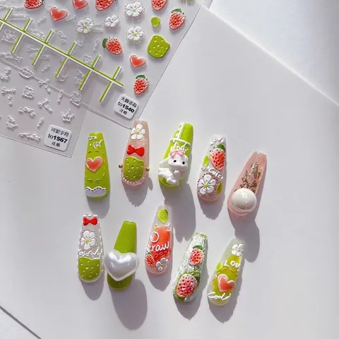 Pegatinas De Uñas Con Relieve 5D Fresa Corazón Flor Calcomanías Autoadhesivas Manicura DIY Estilo Dulce Para Mujeres