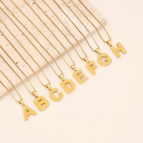 Collana Con Pendente Lettera Iniziale Acciaio Inossidabile Placcato Oro Texture Nido Ape Alfabeto Gioielli Moda Minimalisti