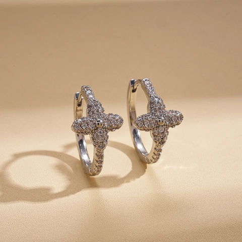 Copper Flower Ear Buckle Earrings With Zircon Inlaid Silver Tone Geometric Clover Design Jewelry For Women
