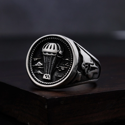 Men Vintage Paratrooper Ring Stainless Steel Retro Military Parachute Eagle Skull Relief Carved Jewelry