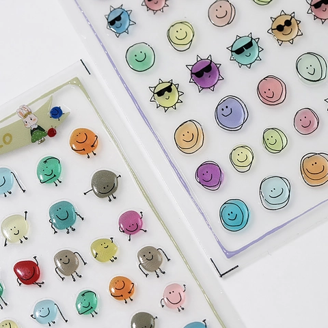 Autocollants Ongles 3D Relief Smileys Soleils Colorés Dessins Animés Auto Adhésifs Décoration Manucure DIY Pour Femmes