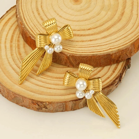 Orecchini A Perno Con Fiocco Vintage Acciaio Inossidabile Placcato Oro Con Nastro Di Künstliche Perle Elegante Accessorio Moda Donna