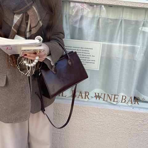 Retro PU Leather Handbag Women Vintage Oil Wax Shoulder Crossbody Bag Double Handles Adjustable Strap Minimalist