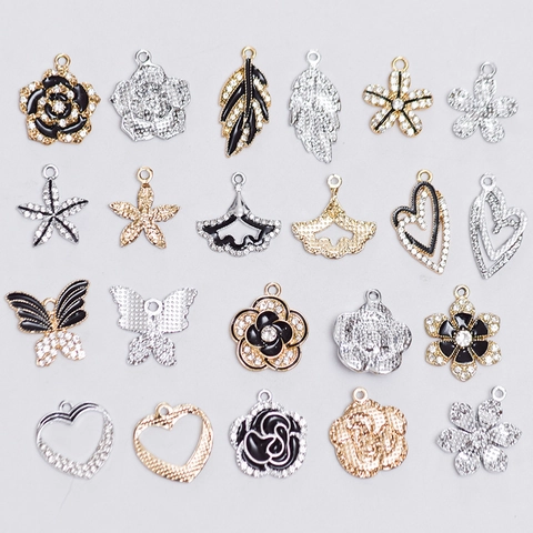 Ciondoli In Lega Strass Smalto Pendenti DIY Accessori Per Creazione Gioielli Fiore Cuore Foglia Stella Marina Elegante