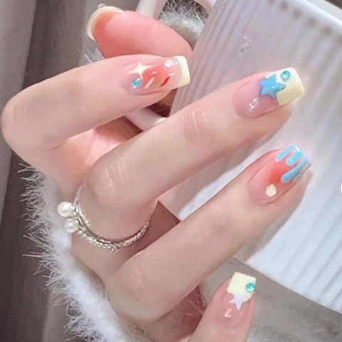 Star Smudge Rainbow Press On Nails Künstliche Falsche Nägel Mit 3D Sternen Strasssteinen Süßer Süßer Stil Für Frauen