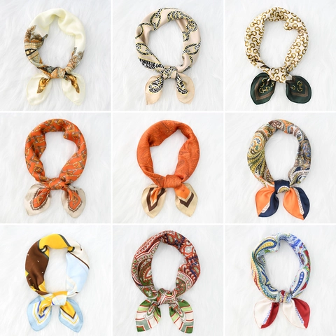 Foulard Quadrato In Raso Di Raso Da Donna Stampa Catena Cavallo Retrò Elegante Bandana Accessorio Per Capelli