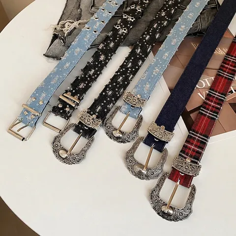 Western Gürtel Damen Vintage Y2K Denim Kunstleder Gravierte Metallschnalle Stern Öse Bohemian Stil Accessoire