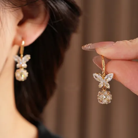 Boucles D'oreilles Papillon Avec Boule De Zircon Bijoux En Cuivre Et Tige D'oreille En Argent Pour Femme Style Chic