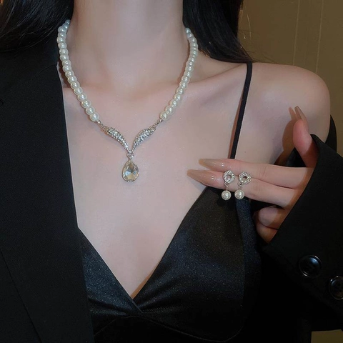 Elegant Faux Artificial Pearl Necklace Earrings Sparkling Rhinestone Water Drop Pendant Alloy V Shape Jewelry For Women Fashion