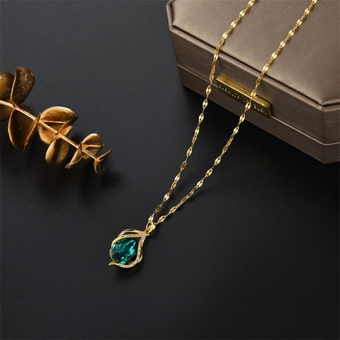 Titanium Staal Groene Traanvorm Hanger Halsketting Elegante Strass Micro Ingelegde Sleutelbeen Ketting Voor Vrouwen Sieraden
