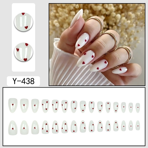 Faux Ongles À Presser Base Blanche Cœur Rouge Forme Amande Longue Manucure Style Français Pour Femmes