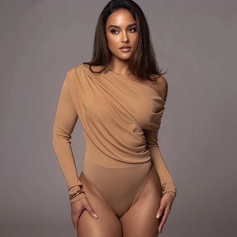 Body À Une Épaule Manches Longues Plissé Asymétrique Sexy Coupe Ajustée Tops En Polyester Pour Femmes