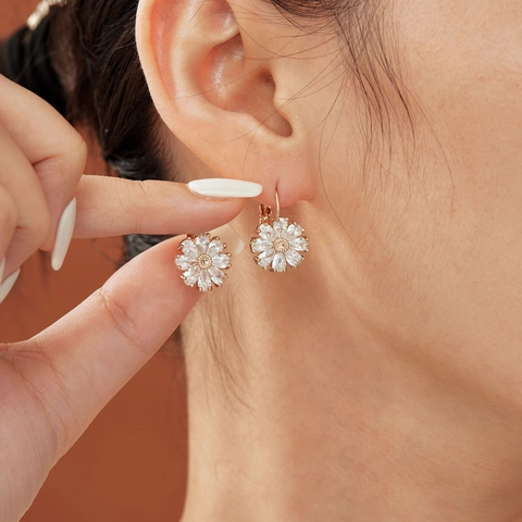 Flower Leverback Earrings Copper And Zircon Stone Floral Niche Design Fashion For Women Elegant Chic Accessory