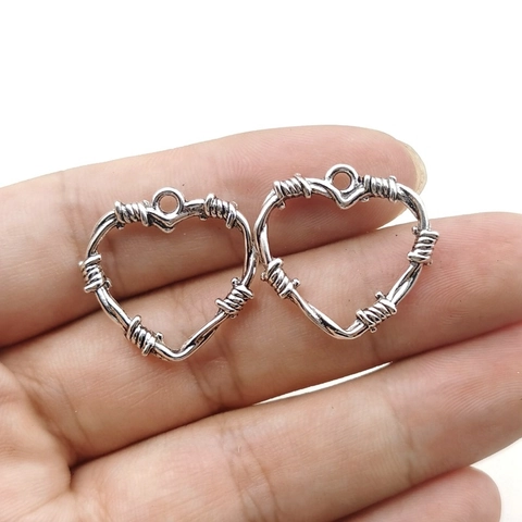 Ciondoli A Cuore In Lega Argento Vintage Pendente Filo Spinato Per Creazione Gioielli DIY Collana Orecchini Punk