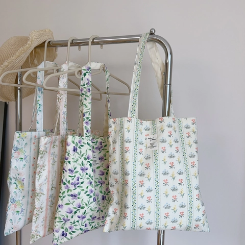 Florale Canvas Tote Tas Dames Grote Capaciteit Katoen Schoudertas Esthetische Verse Print Studententas