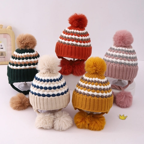 Gorro de Invierno para Niños de Punto Cálido Orejeras Acrílico Rayas Pompones Gorro de Punto Exterior Cortavientos para Niños Niñas