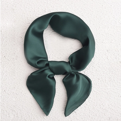 Women's Solid Color Satin Square Scarf Minimalist Silk Like Polyester Neck Scarf For Office Daily Commute Elegance