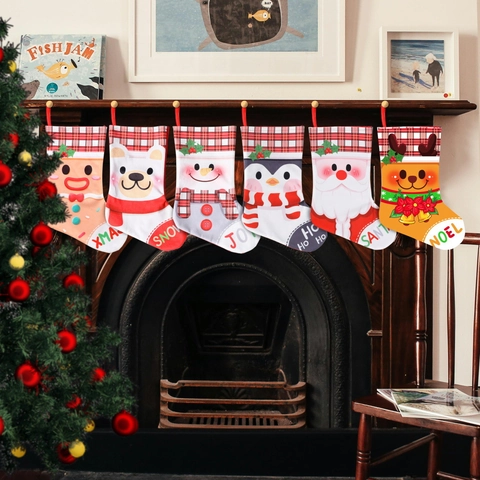 Calze Di Natale In Tessuto Decorazioni Da Appendere Caminetto Casa Festa Interno Cartone Animato Babbo Natale Pupazzo Neve