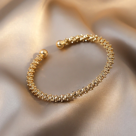 Bracciale Aperto Geometrico Minimalista In Lega Placcata Oro Texture A Spirale Stile Vintage Per Donna