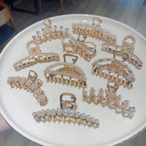 Elegant Women Hair Claw Clips With Faux Artificial Pearls And Rhinestones Metal Alloy Geometric Vintage Style Shark Hairpins