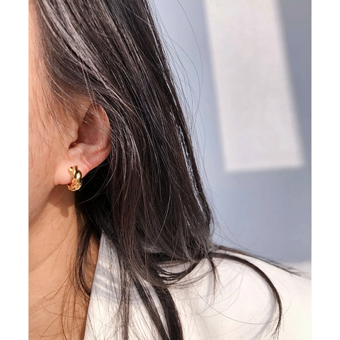 Vintage Gedrehte Seil Hoop Ohrringe Für Damen Matte Vergoldete Kupfer Geometrische Croissant Stil Strass Minimalistischen Schmuck