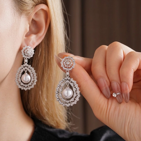 Vintage Palace Style Hollow Flower Drop Earrings Copper Zircon Imitation Artificial Pearl With Silver Earring Post Luxury For Women
