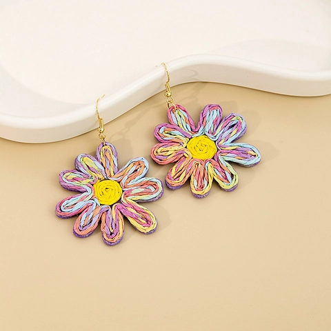Bohemian Hand Woven Raffia Daisy Flower Drop Earrings Beach Vacation Summer Style For Women Girls Handmade Floral