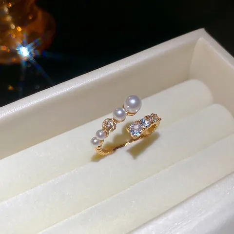 Bague Ouverte Ajustable Élégante En Cuivre Plaqué Or Avec Künstliche Perles D'Imitation Et Zircone Style Français Bijoux Femme