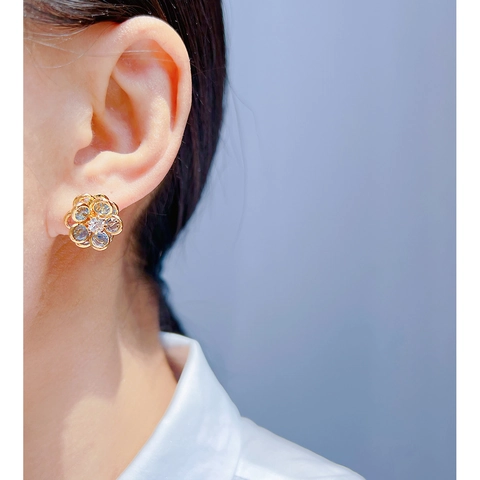 Elegant Brass Zirconia Flower Stud Earrings For Women Japanese Korean Sweet Sky Blue Crystal Petal Gold Plated Floral Earrings Jewelry