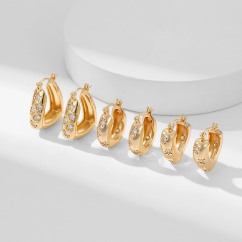 Orecchini Huggie Hoop In Rame Placcato Oro Zircone Intarsiato Stella Cuore Geometrico Cavo Moda Donna