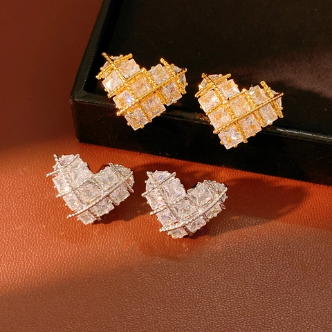 Pendientes De Botón Con Forma De Corazón Circonita Cobre Chapado En Oro De 18K Con Poste De Plata Estilo Lujo Pequeño Para Mujeres