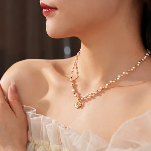 Collana Di Künstliche Perle Con Pendente Stella A Otto Punte E Occhio Di Allah Blu Zircone Rame Placcato Oro Donna