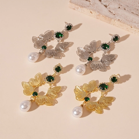 Orecchini Pendenti Farfalla Retrò Con Pietra Preziosa Verde E Nappa Di Perla Artificial Lega Di Rame Perno In Argento Per Donna