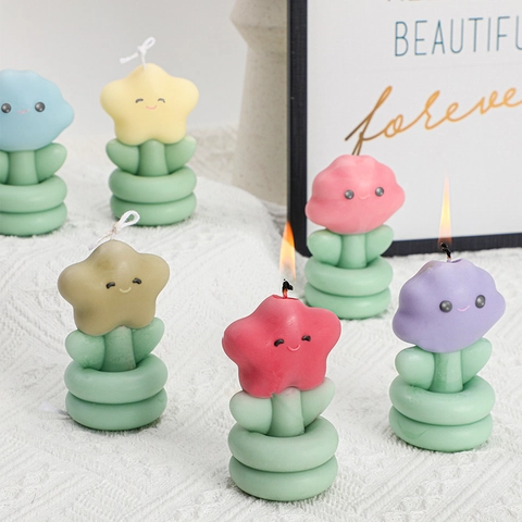 Moule En Silicone Formes Fleurs Étoiles Nuages DIY Fabrication Bougies Parfumées Cartoon Smiley Flexible Démoulage Facile Déco