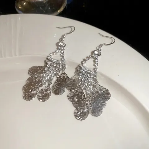 Shiny Rhinestone Leaf Tassel Chandelier Drop Earrings Copper Long Fringe Ear Hook Women Wedding Party Jewelry Elegant
