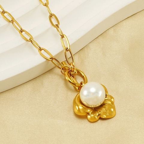 Artificial Pearl Pendant Necklace 18K Gold Plated Stainless Steel Paperclip Chain OT Toggle Clasp Chic Jewelry For Women