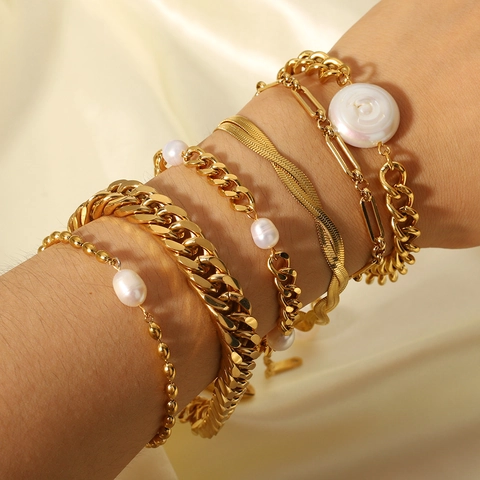 Gold Plated Stainless Steel Bracelet For Women With Artificial Pearl And Shell Charms Cuban Snake Chain Bohemian Beach Jewelry