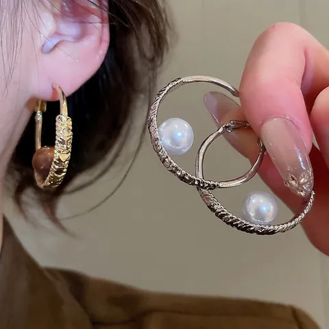 Hammered Texture Hoop Earrings With Faux Artificial Pearl Resin Bead Vintage Style Daily Wear For Women Silver Earring Post