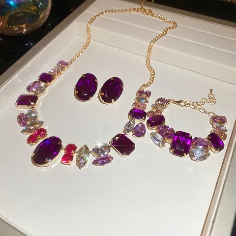 Bijoux De Style Palais Vintage Luxe Cuivre Zircone Coloré Ovale Cœur Géométrique Collier Boucles Oreilles Bracelet Accessoires Bal