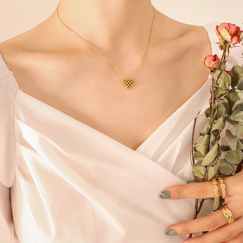 Titanium Steel Beaded Heart Pendant Jewelry Set Electroplated Gold Silver Minimalist Fashion Necklaces Earrings For Women