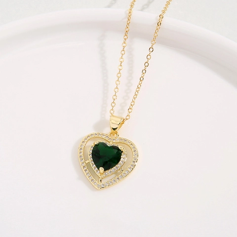 Elegant Heart Pendant Necklace Copper Gold Plated With Emerald Green Zircon Full Inlaid Clavicle Chain For Women Jewelry