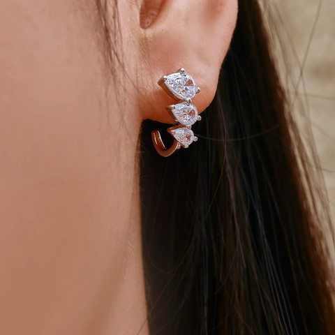 925 Sterling Zilveren Peer Geslepen Zirconia Oorknopjes Voor Vrouwen Elegante Drie Stenen Gradiënt Waterdruppel Boog Ontwerp Sieraden