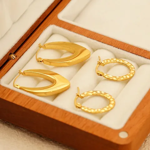 Geometric Stainless Steel Earrings 18K Gold Plated V-Shape Hammered Texture Oval Hoop Earrings For Women Accessory