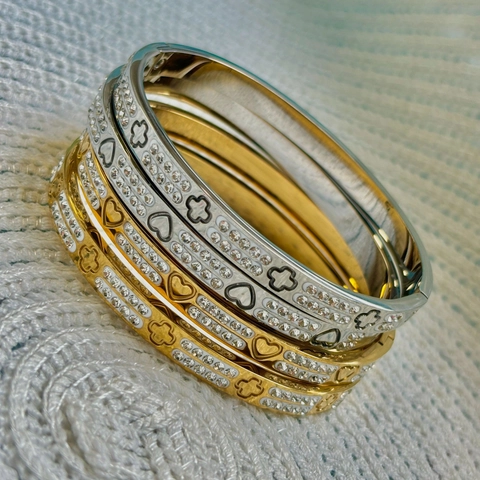 Bracciale Rigido a Doppio Giro in Acciaio al Titanio con Zirconi Cuore Fiore per Donna Impermeabile Anti-Scolorimento Gioielli di Lusso con Strass
