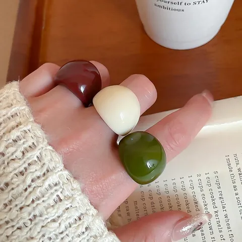 Minimalist Geometric Round Resin Ring Retro Chunky Finger Jewelry Fashion Niche Design Accessory For Women
