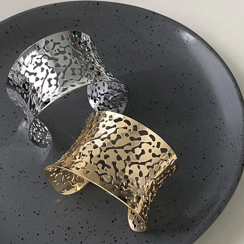 Hollow Out Manschettenarmband Kupfer Unregelmäßige Organische Textur Breiter Offener Armreif Für Frauen Moderner Schmuck