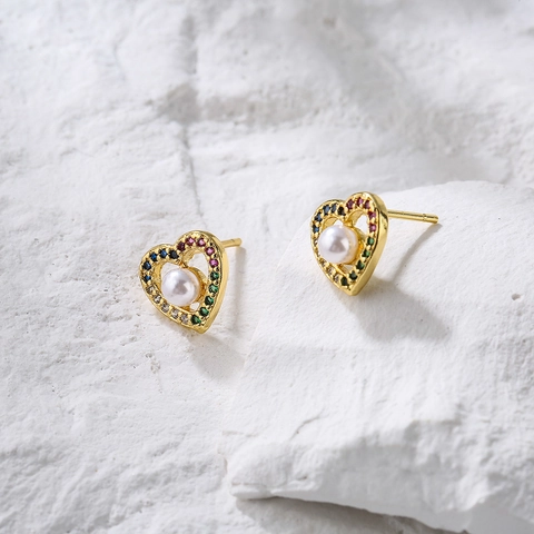 Heart Stud Earrings 18K Gold Plated Copper Multicolor Cubic Zirconia Artificial Pearl Elegant Niche Jewelry For Women